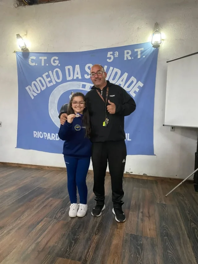 🥇No dia 01 de outubro de 2025, aconteceu o Campeonato Municipal de Xadrez no CTG Rodeio da Saudade, alusivo a abertura da Semana do Munícipio! Parabenizamos todos os participantes, em especial, nossos estudantes, estamos orgulhosos com a participação e desempenho de cada um! 🤩@rede.romano #ummundodepossibilidadess