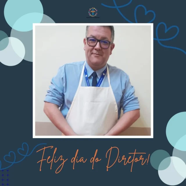 No Dia do Diretor Escolar, reconhecemos o papel essencial desses profissionais na construção de uma escola acolhedora, eficiente e transformadora.Sua liderança inspira professores, alunos e toda a comunidade.Nosso respeito e gratidão por sua dedicação!
