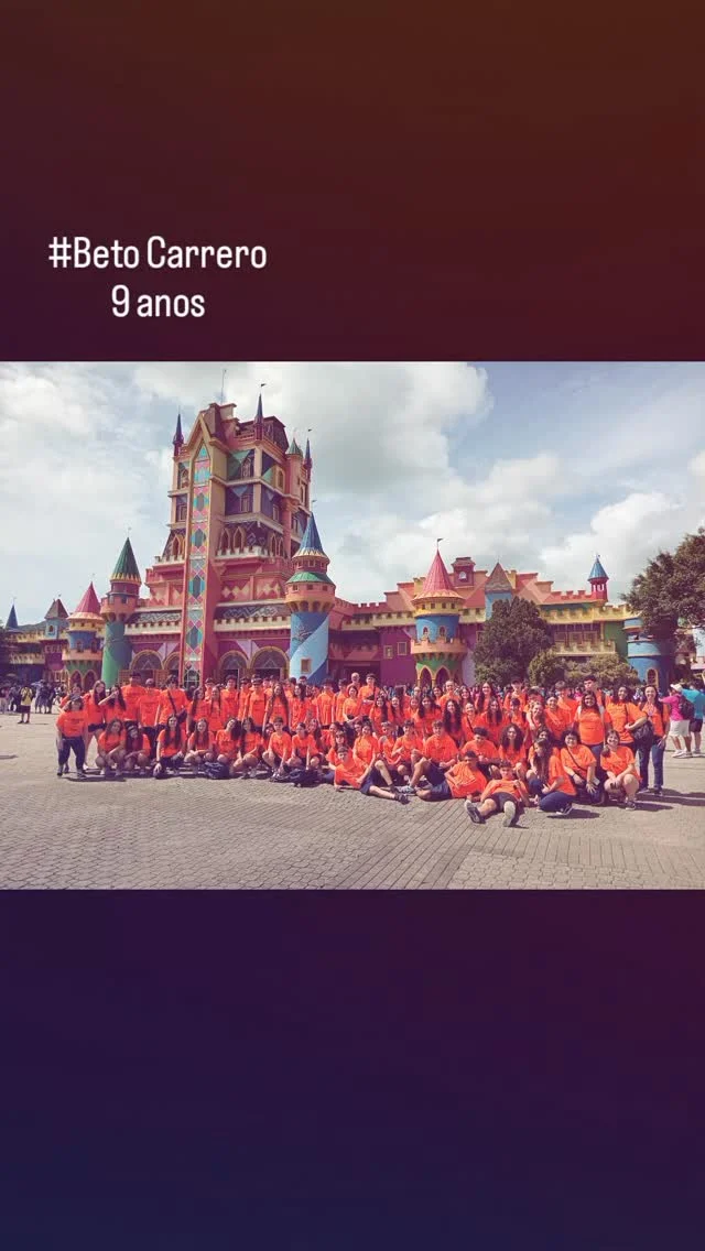 Primeiro dia dos formandos dos 9 anos do Colégio Romano Senhor Bom Jesus no Parque Temático Beto Carrero, com muita alegria e diversão. #souromano #soucrsbj #colégioromanosenhorbomjesus