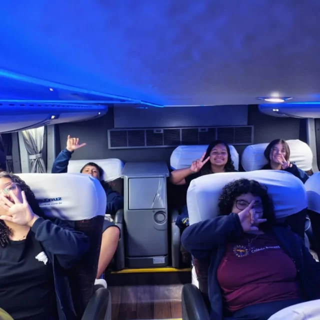 🎢✨ Saída Pedagógica ao Beto Carrero World! ✨🎢Os alunos do 9º ano do Ensino Fundamental da Rede Romano viveram dias de pura diversão e aprendizado no Beto Carrero World! 🌍🎠Entre sorrisos, aventuras e muita emoção, nossos formandos de 2025 celebraram mais uma etapa importante da sua jornada escolar. 💙📚Momentos assim fortalecem amizades, constroem memórias e nos lembram que aprender vai muito além da sala de aula! 💫#RedeRomano #Formandos2025 #SaídaPedagógica #BetoCarreroWorld #9Ano #EducaçãoComAlegria #AprendizadoQueTransforma #MomentosInesquecíveis